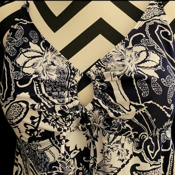 NWOT Tankini Top - Picture 2 of 4
